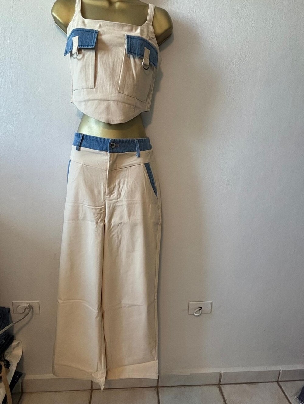 Cream Wide-Leg Pants with Denim Trim - Unbranded